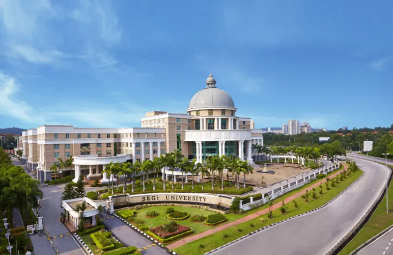 SEGi University campus