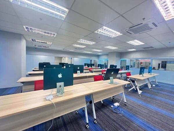 ALFA University Malaysia: Computer lab